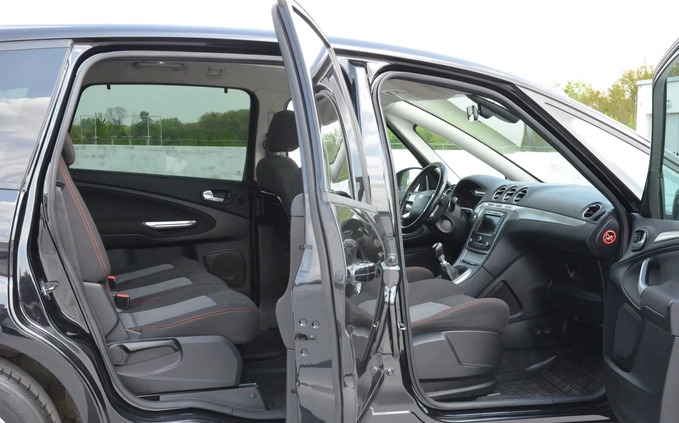 Ford S-Max cena 26900 przebieg: 375000, rok produkcji 2011 z Zabrze małe 497